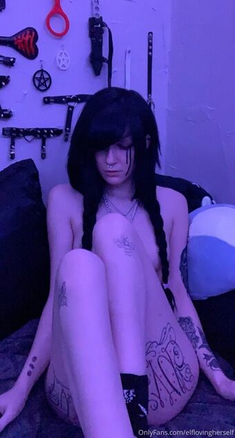 elflovingherself Çıplak Sızıntıları OnlyFans Fotoğraf 3