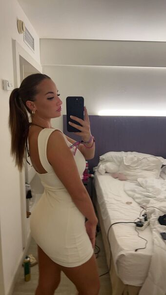 Ella Read Çıplak Sızıntıları OnlyFans Fotoğraf 5