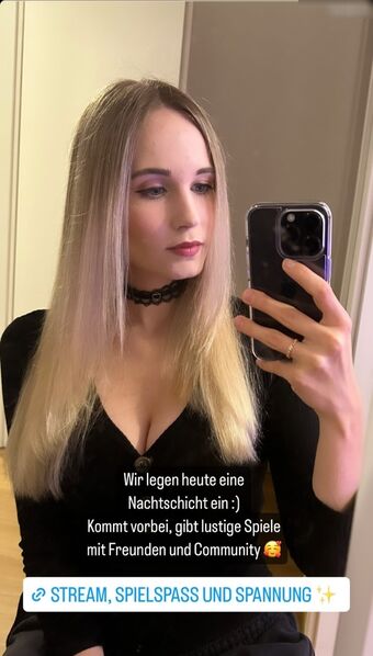 Ellecornflake Çıplak Sızıntıları OnlyFans Fotoğraf 3