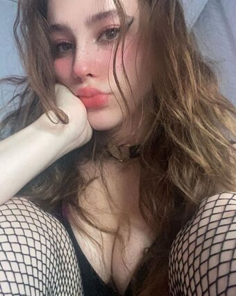 _Elli_Queen_ Çıplak Sızıntıları OnlyFans Fotoğraf 26