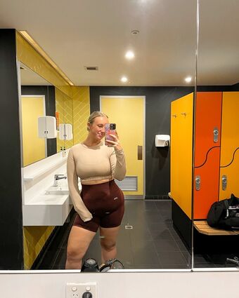 Elloise Çıplak Sızıntıları OnlyFans Fotoğraf 26
