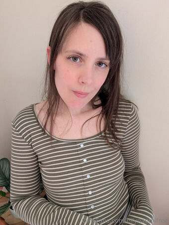 ellynaomifree