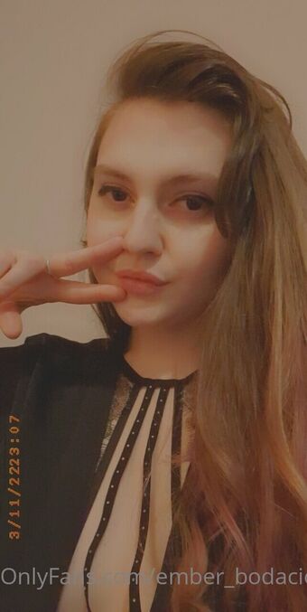 ember_bodacious Çıplak Sızıntıları OnlyFans Fotoğraf 5