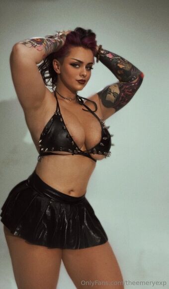 EmeryEXP Çıplak Sızıntıları OnlyFans Fotoğraf 32