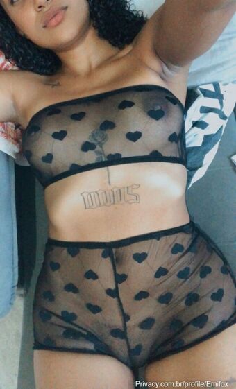 Emi Fox Çıplak Sızıntıları OnlyFans Fotoğraf 7