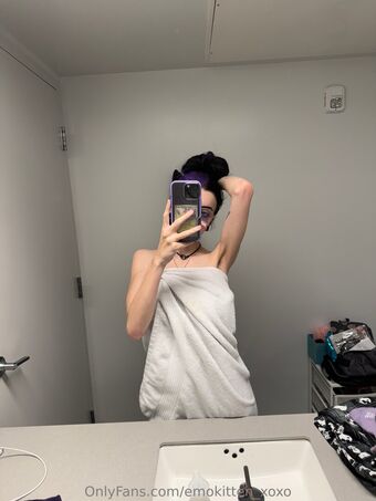 emokitten_xoxo Çıplak Sızıntıları OnlyFans Fotoğraf 56