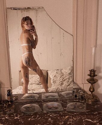 Emyjolie_
