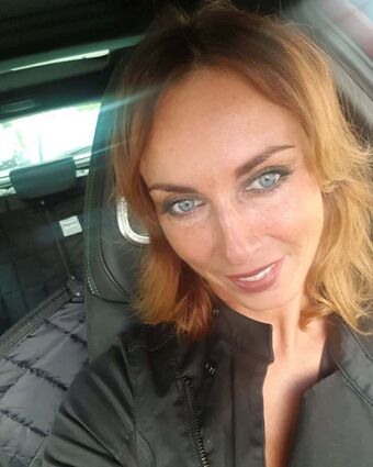 Eva Cherie