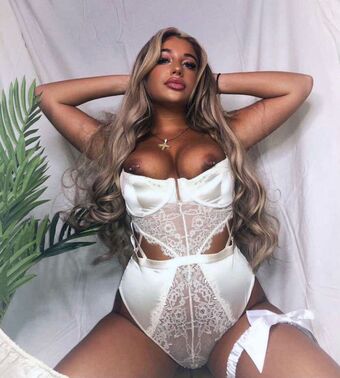 Eve Ruby Smith Çıplak Sızıntıları OnlyFans Fotoğraf 4