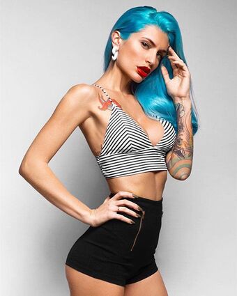 Evka Rox Çıplak Sızıntıları OnlyFans Fotoğraf 7