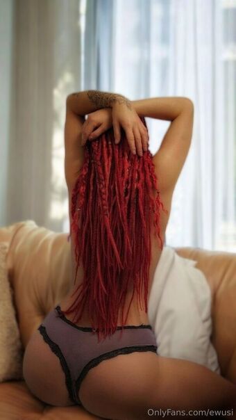 ewusi Çıplak Sızıntıları OnlyFans Fotoğraf 7