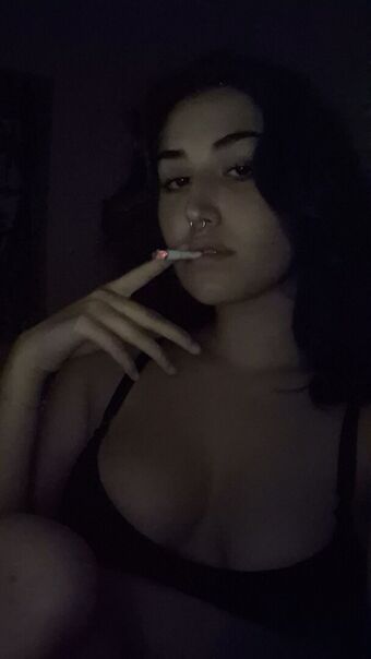 Fentanyl Çıplak Sızıntıları OnlyFans Fotoğraf 10