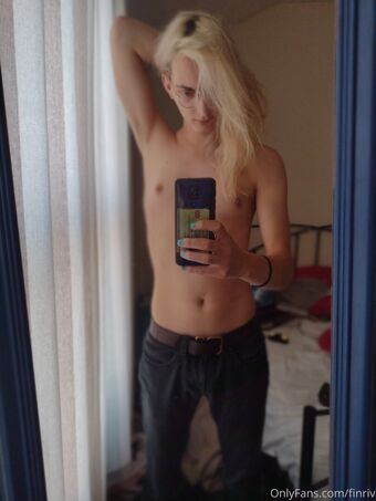 finriv Çıplak Sızıntıları OnlyFans Fotoğraf 3