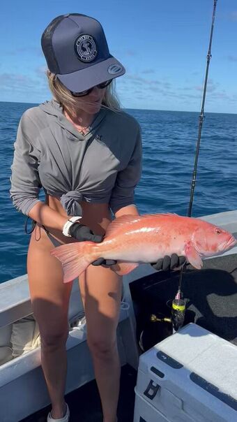 Fishhuntressamy Çıplak Sızıntıları OnlyFans Fotoğraf 12