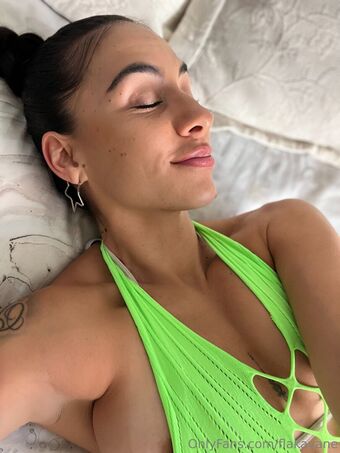 flakavane Çıplak Sızıntıları OnlyFans Fotoğraf 14