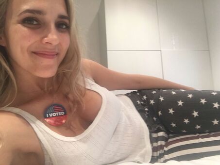 Foxy Roxy Striar