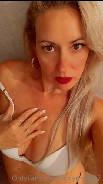 foxymom77 Çıplak Sızıntıları OnlyFans Fotoğraf 4