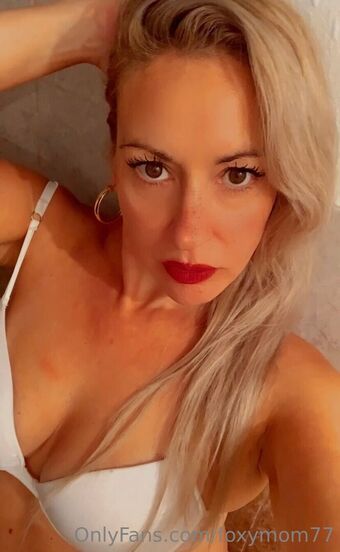 foxymom77 Çıplak Sızıntıları OnlyFans Fotoğraf 5