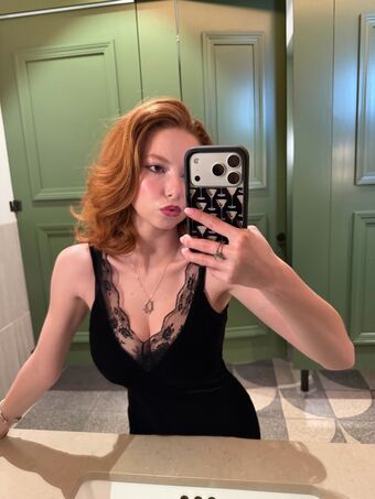 Francesca Capaldi Çıplak Sızıntıları OnlyFans Fotoğraf 439