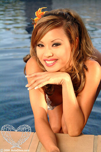 Francine Dee