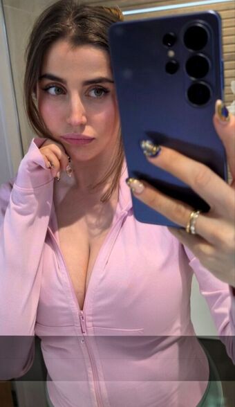 Gee Nelly Çıplak Sızıntıları OnlyFans Fotoğraf 2