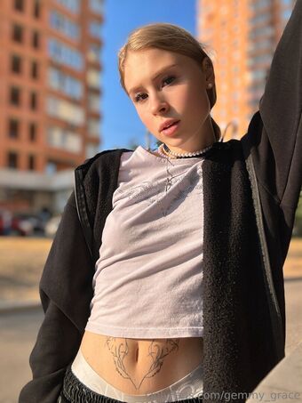 gemmy_grace
