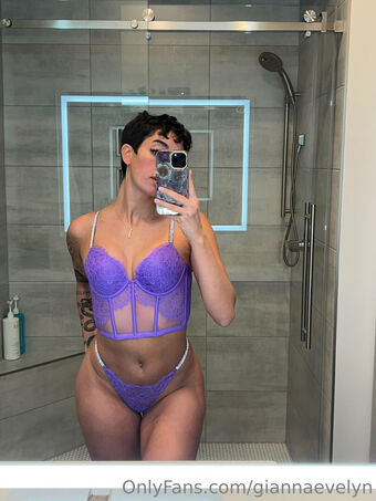 Gianna Evelyn Çıplak Sızıntıları OnlyFans Fotoğraf 43