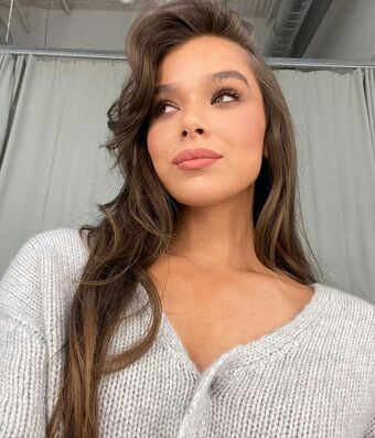 Hailee Steinfeld