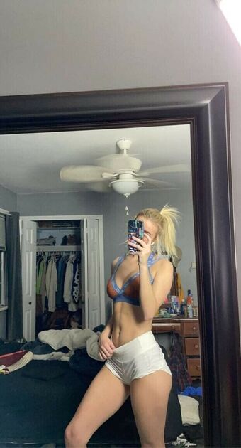 Hal_es Çıplak Sızıntıları OnlyFans Fotoğraf 3