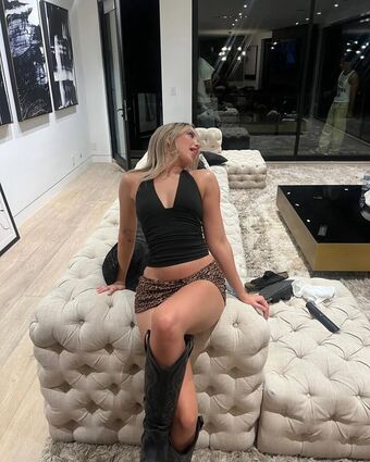 Hannah Fields Çıplak Sızıntıları OnlyFans Fotoğraf 4