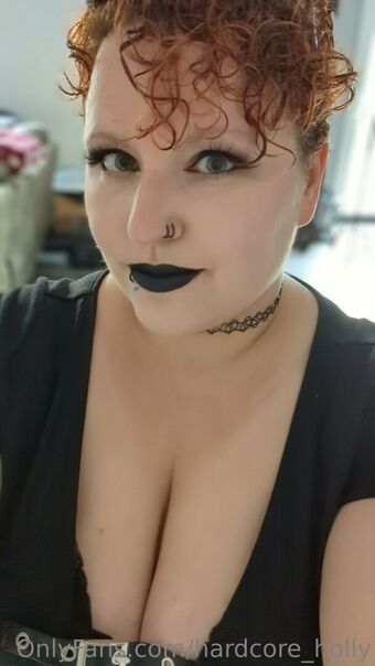 hardcore_holly