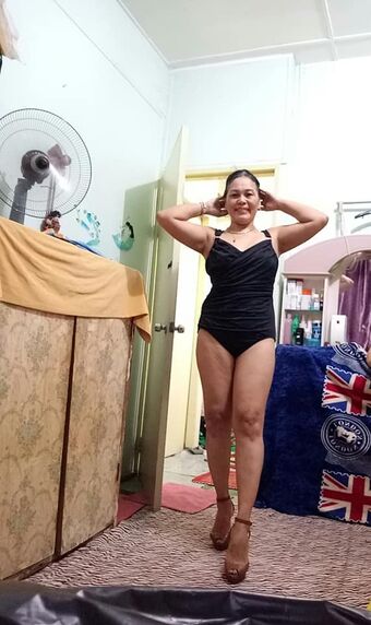 Helen Bundle Çıplak Sızıntıları OnlyFans Fotoğraf 10