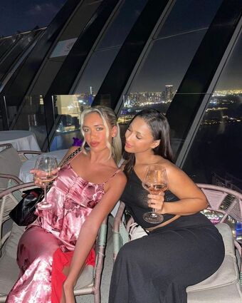 hollyasminee