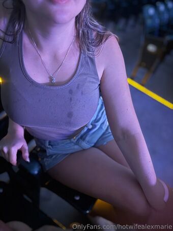 hotwifealexmarie Çıplak Sızıntıları OnlyFans Fotoğraf 7