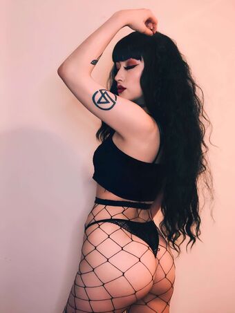 Hungrybats Çıplak Sızıntıları OnlyFans Fotoğraf 2
