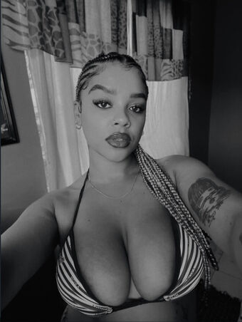 iam.andreajade Çıplak Sızıntıları OnlyFans Fotoğraf 18