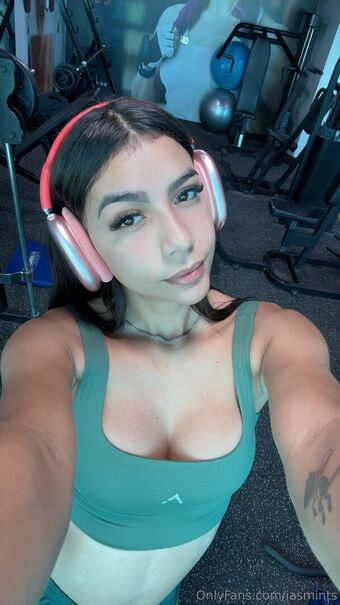 iasmints Çıplak Sızıntıları OnlyFans Fotoğraf 35