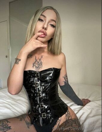 irinavolfree Çıplak Sızıntıları OnlyFans Fotoğraf 7