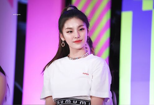 ITZY Çıplak Sızıntıları OnlyFans Fotoğraf 3