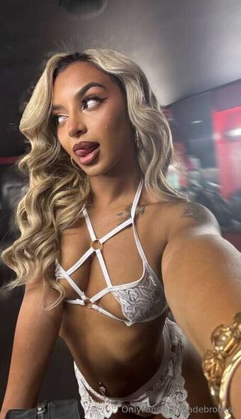 Jadebrookss