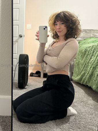 Jadethefur