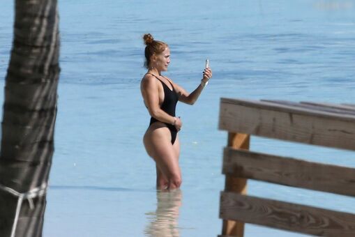 Jennifer Lopez
