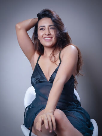 Jinal Joshi Çıplak Sızıntıları OnlyFans Fotoğraf 44