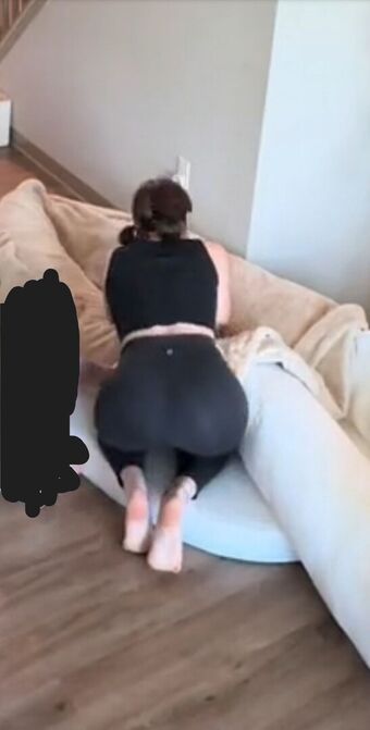 Juicybooty3000