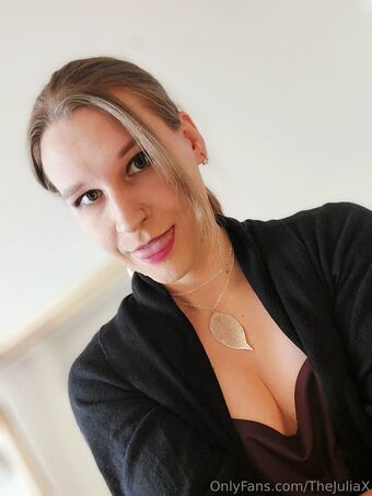 julia.x Çıplak Sızıntıları OnlyFans Fotoğraf 1