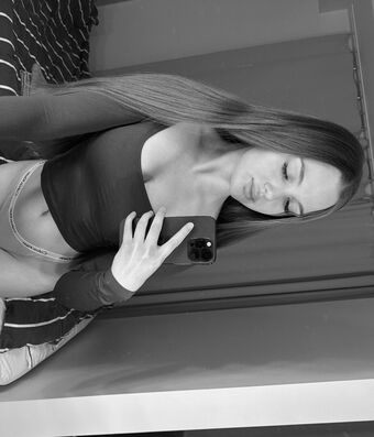 juliagrander Çıplak Sızıntıları OnlyFans Fotoğraf 11