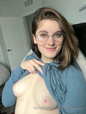 June Juniper Çıplak Sızıntıları OnlyFans Fotoğraf 13