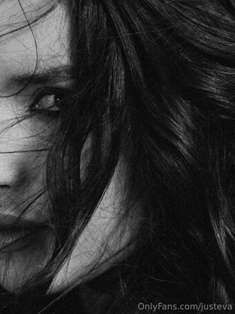 justeva Çıplak Sızıntıları OnlyFans Fotoğraf 4