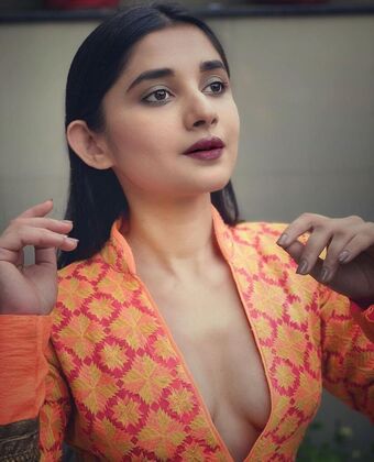 Kanika Mann Çıplak Sızıntıları OnlyFans Fotoğraf 10