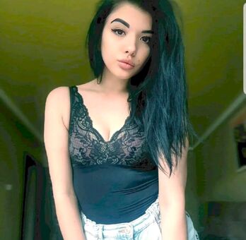 _karisha_ Çıplak Sızıntıları OnlyFans Fotoğraf 1